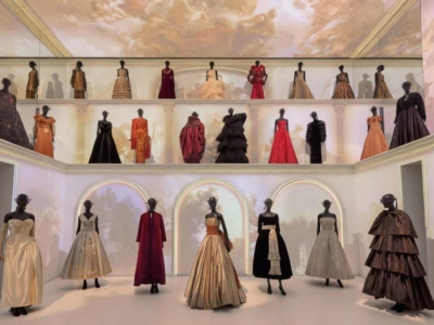 Tentoonstelling “Azzedine Alaïa’s Dior Collection” Parijs: 101 looks die zelfs Dior niet meer heeft